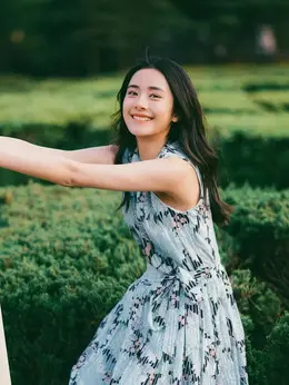 殷洁剧照