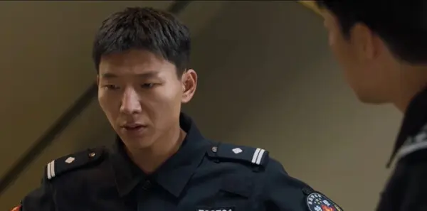 藏锋第11集剧照