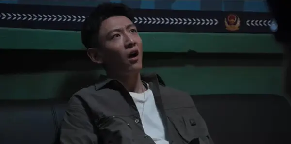 藏锋第11集剧照
